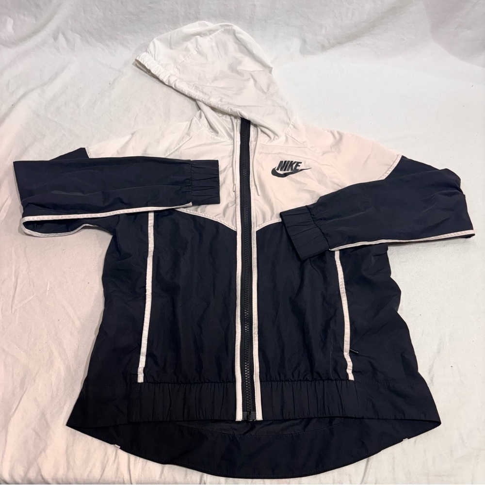Nike Jacket Women’s Black Hoody Track Jacket Lightweight Size S
